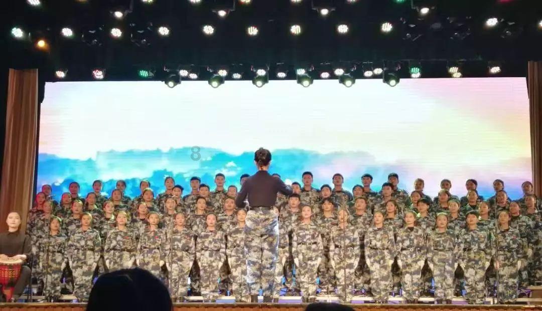 专业有问必答平台-游泳馆游泳后感染病毒,“滤镜”背后的水上乐园有多脏?解答您的疑问